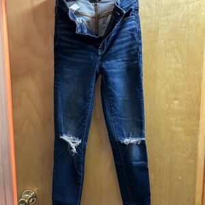 American Eagle size 0 distressed jean